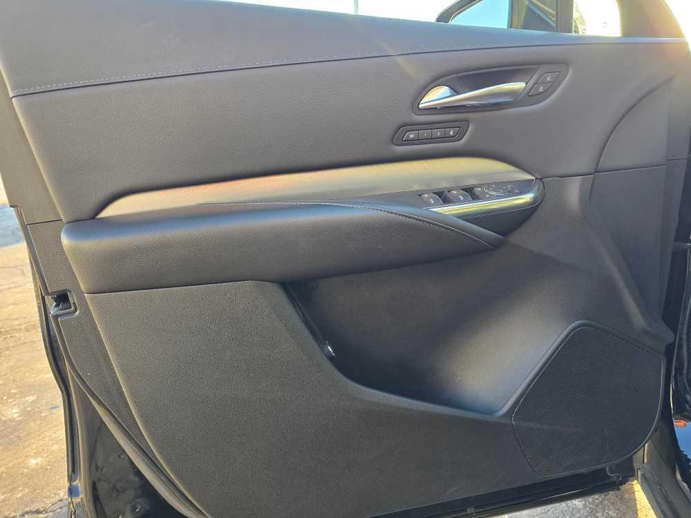 used 2023 Cadillac XT4 car, priced at $27,395