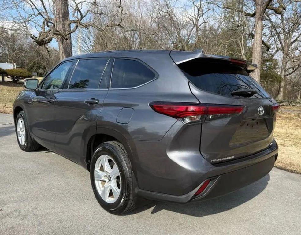 used 2020 Toyota Highlander car, priced at $25,100