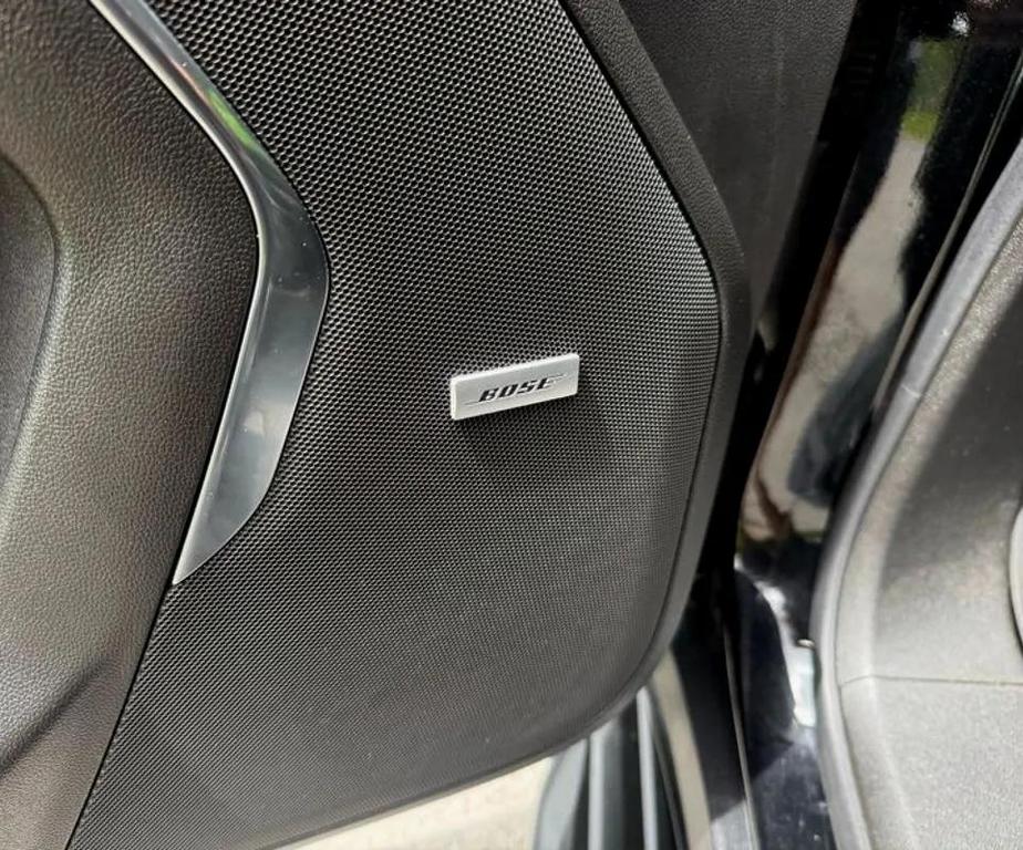 used 2022 Chevrolet Suburban car, priced at $38,600