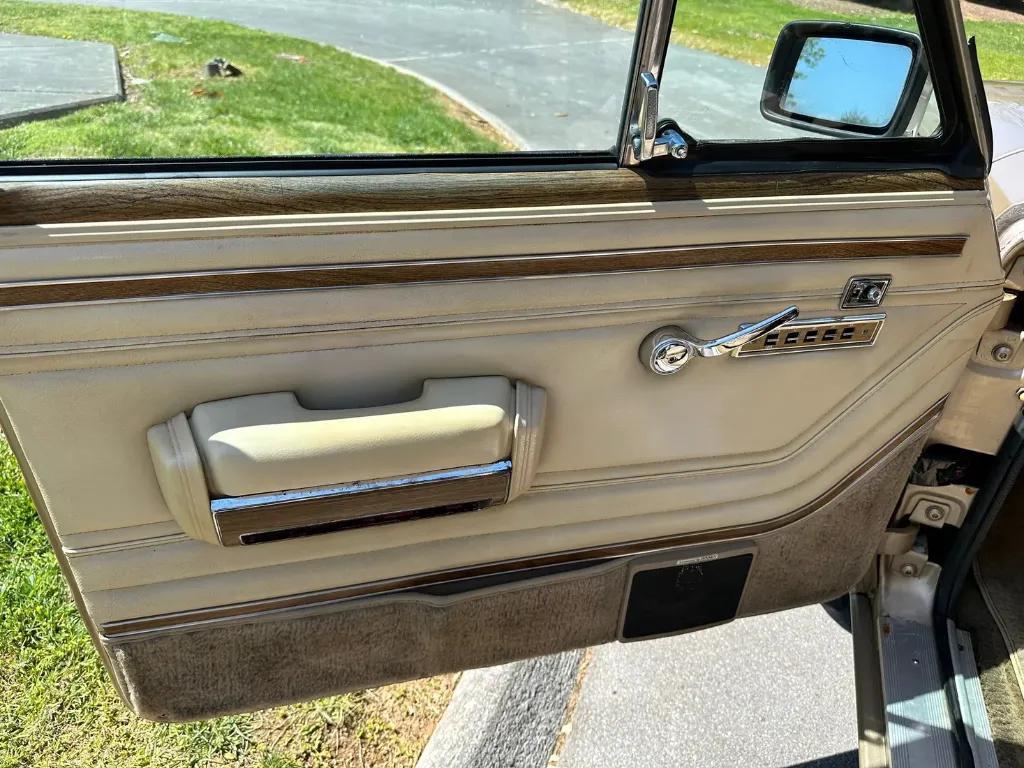 used 1989 Jeep Grand Wagoneer car, priced at $23,300