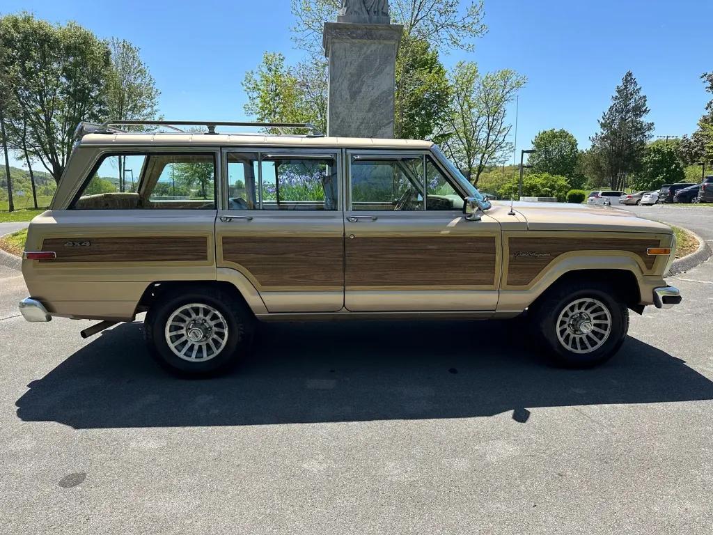used 1989 Jeep Grand Wagoneer car, priced at $23,300