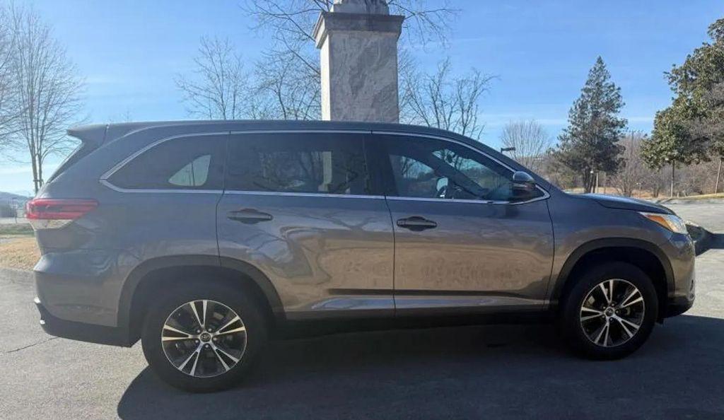 used 2019 Toyota Highlander car, priced at $18,883