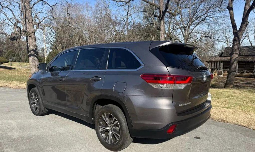 used 2019 Toyota Highlander car, priced at $18,883