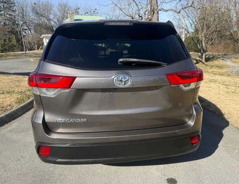used 2019 Toyota Highlander car, priced at $18,883