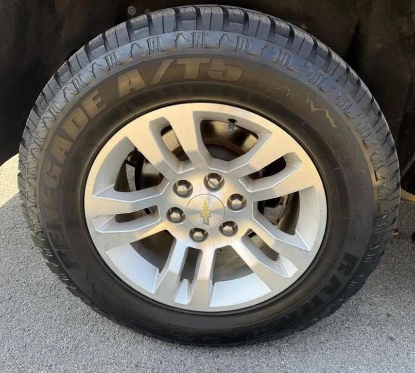 used 2018 Chevrolet Suburban car, priced at $19,700