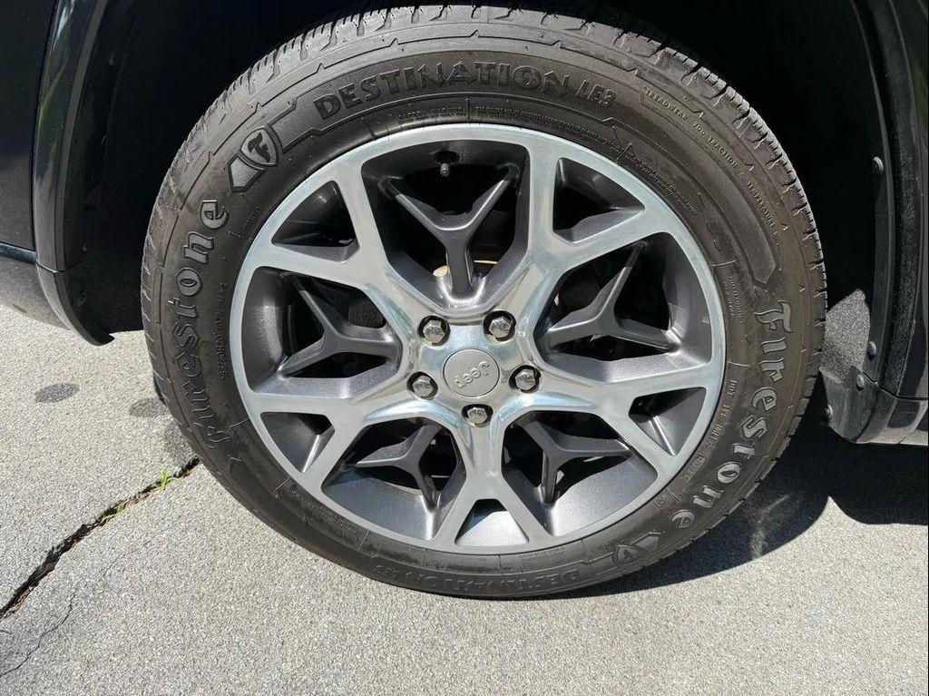 used 2019 Jeep Grand Cherokee car, priced at $19,880