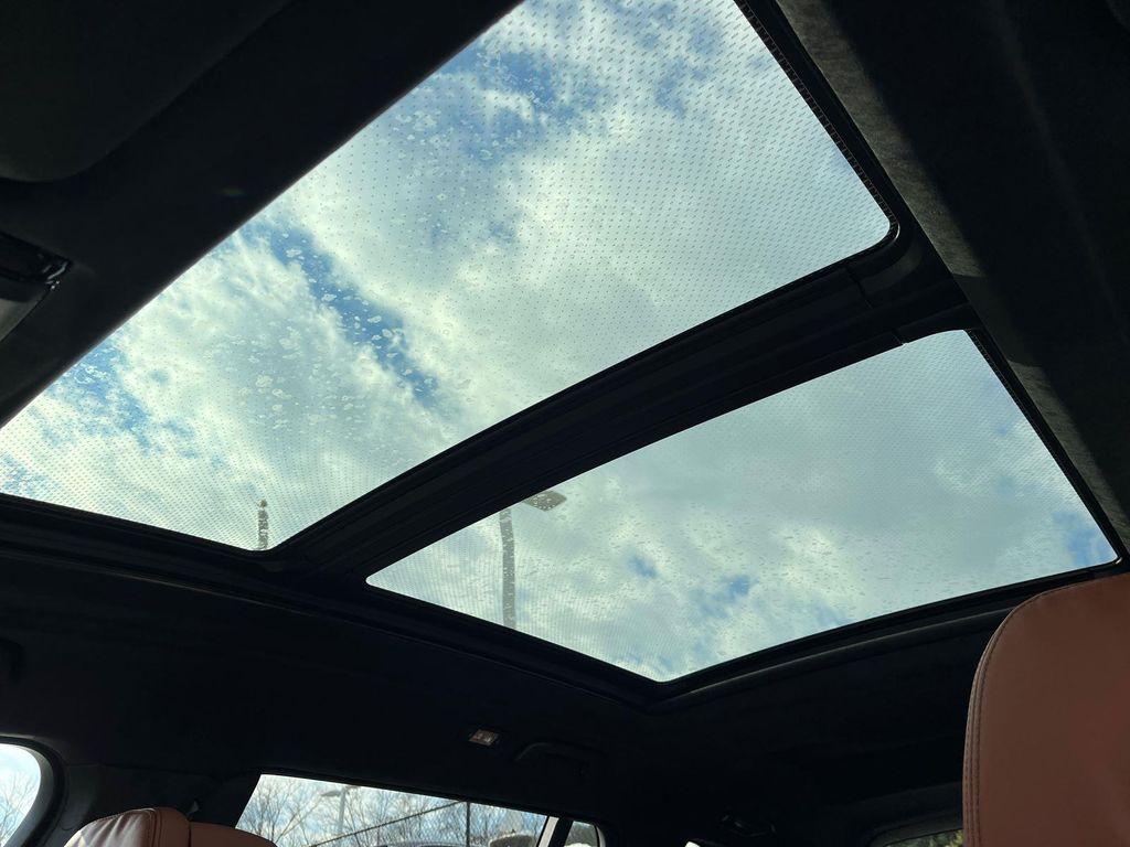 new 2026 BMW X7 car, priced at $123,300