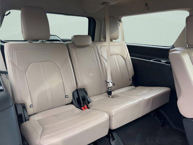 used 2024 Ford Expedition car, priced at $43,979
