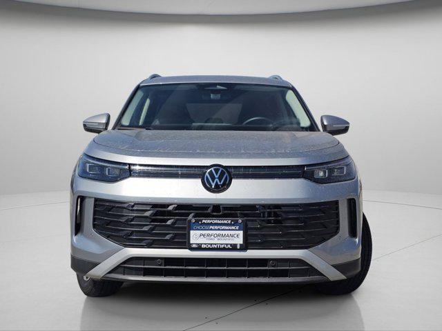 used 2025 Volkswagen Tiguan car, priced at $27,934