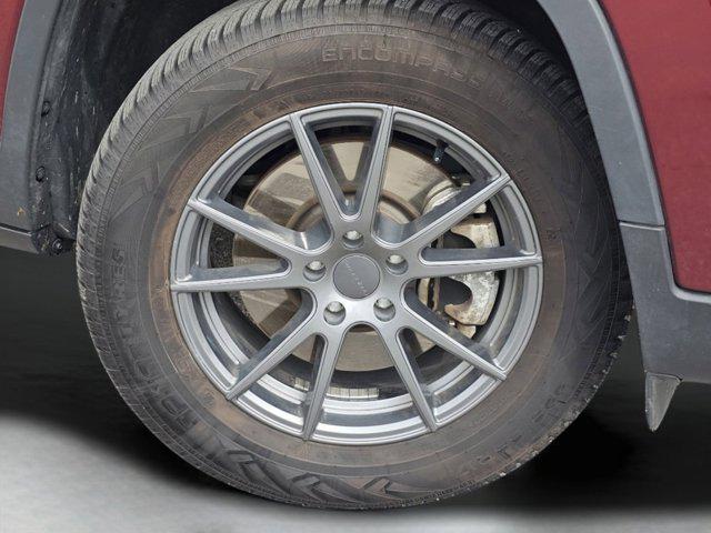 used 2021 Jeep Cherokee car, priced at $15,978