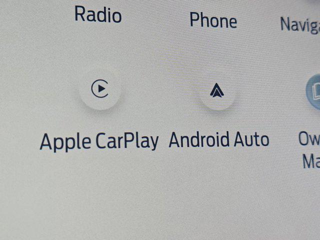 used 2022 Ford Edge car