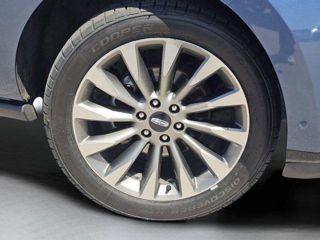used 2020 Lincoln Navigator car, priced at $30,392