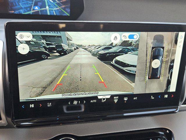 new 2025 Ford Expedition car, priced at $67,344