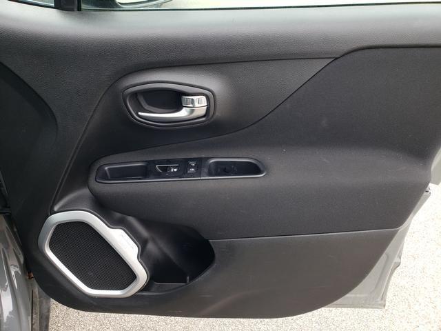 used 2021 Jeep Renegade car, priced at $18,813