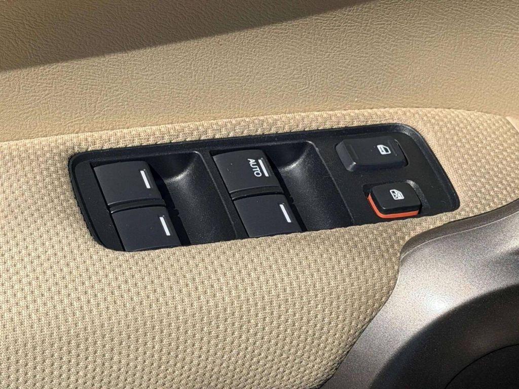used 2009 Honda CR-V car, priced at $10,376