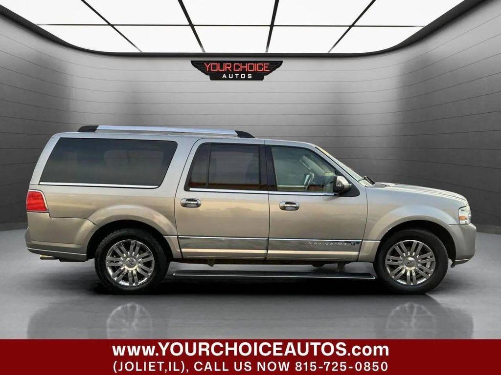 used 2008 Lincoln Navigator car, priced at $4,977