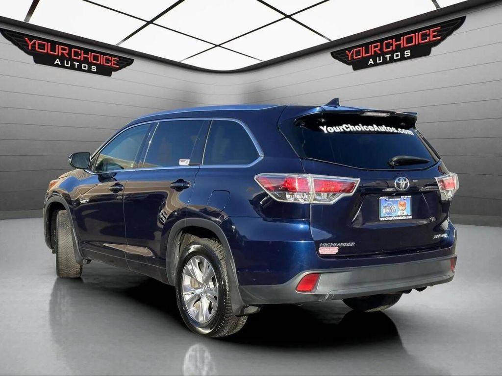 used 2015 Toyota Highlander car, priced at $17,376