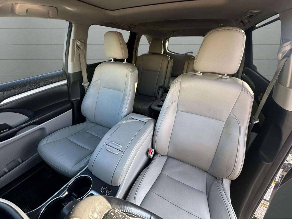 used 2015 Toyota Highlander car, priced at $17,376