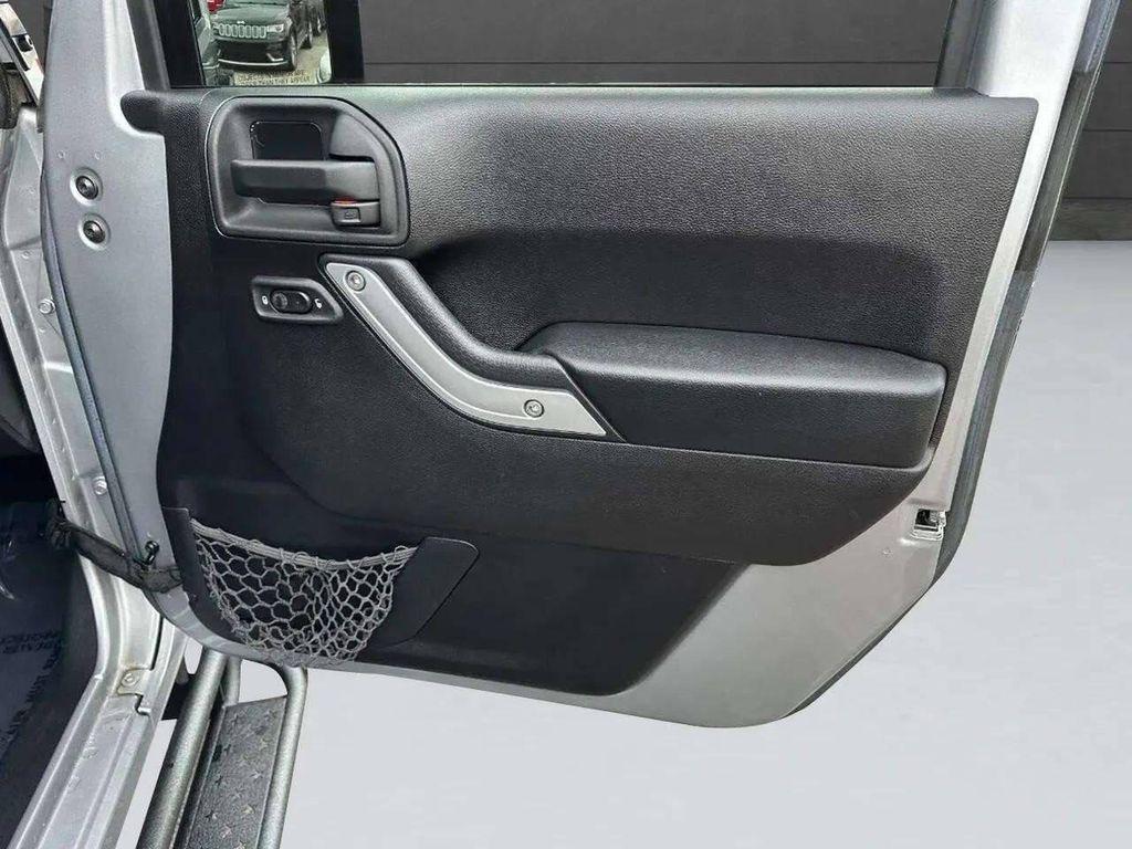 used 2015 Jeep Wrangler Unlimited car, priced at $23,977