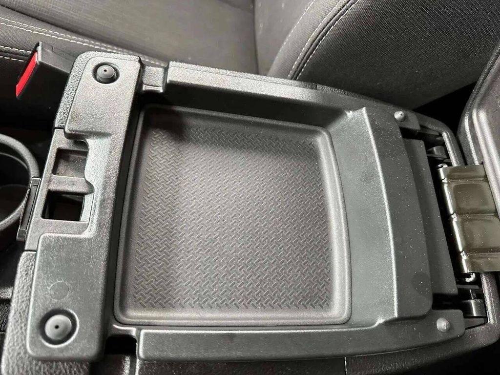 used 2015 Jeep Wrangler Unlimited car, priced at $23,977