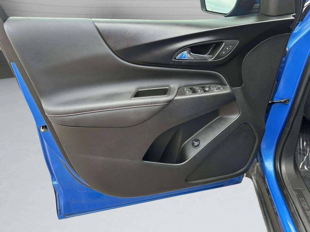 used 2024 Chevrolet Equinox car, priced at $21,977