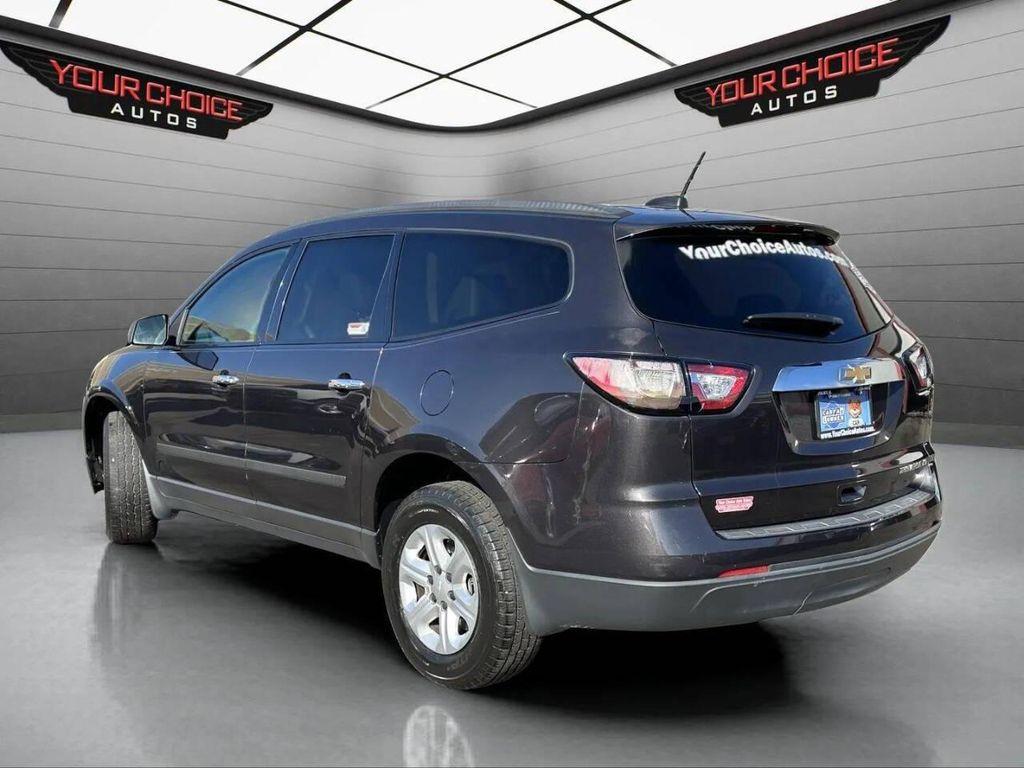 2016 Dark Gray Chevrolet Traverse