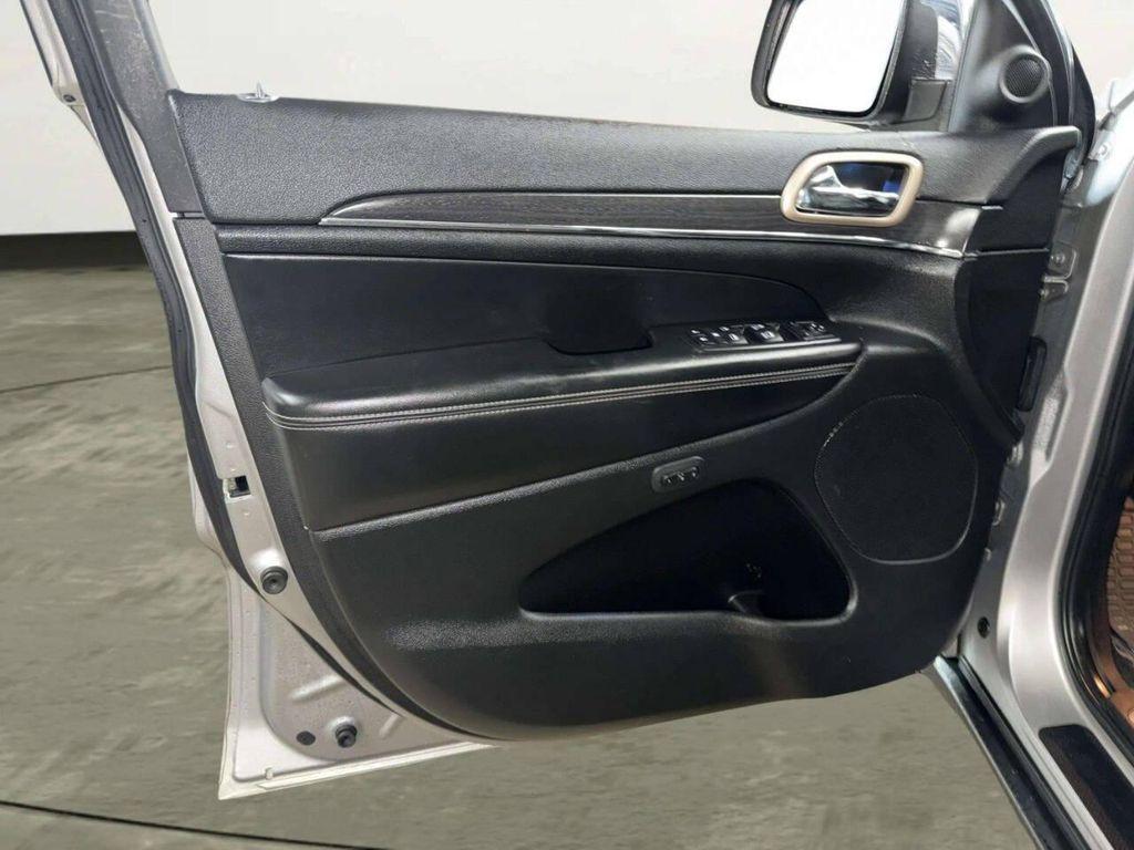 used 2015 Jeep Grand Cherokee car, priced at $9,799