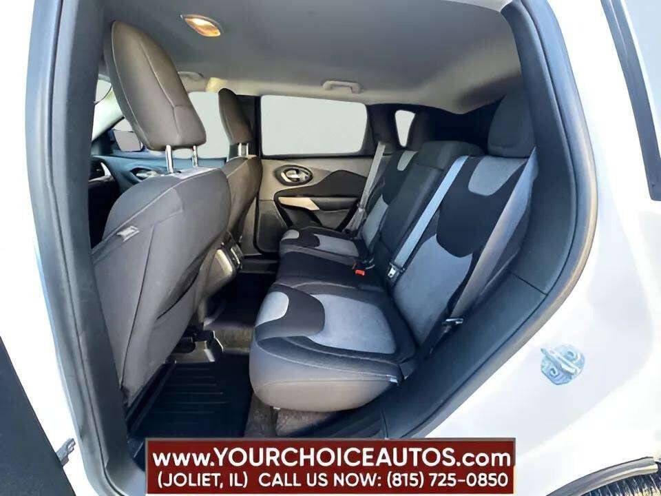 used 2017 Jeep Cherokee car, priced at $11,999