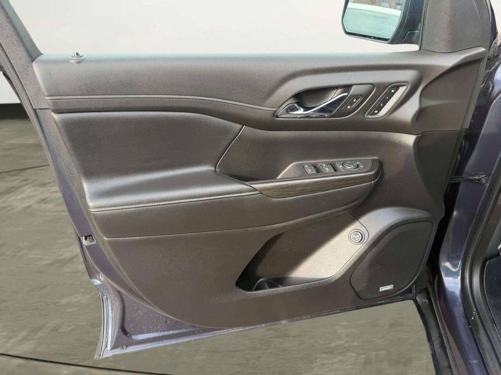 used 2019 GMC Acadia car, priced at $19,999