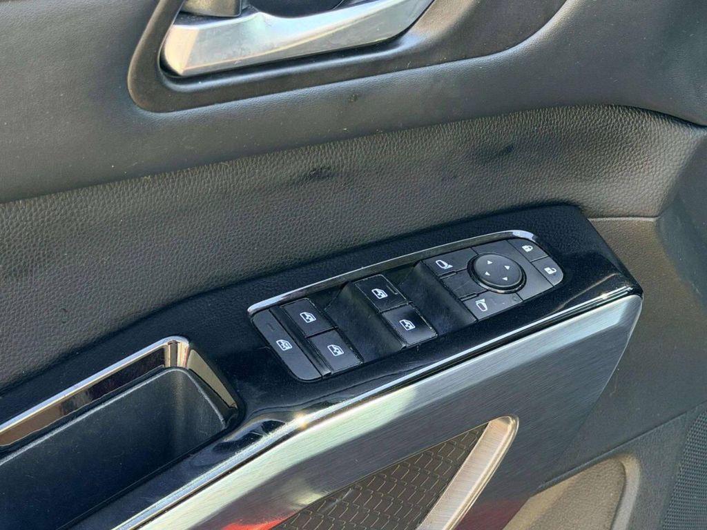 used 2022 Nissan Pathfinder car, priced at $27,376