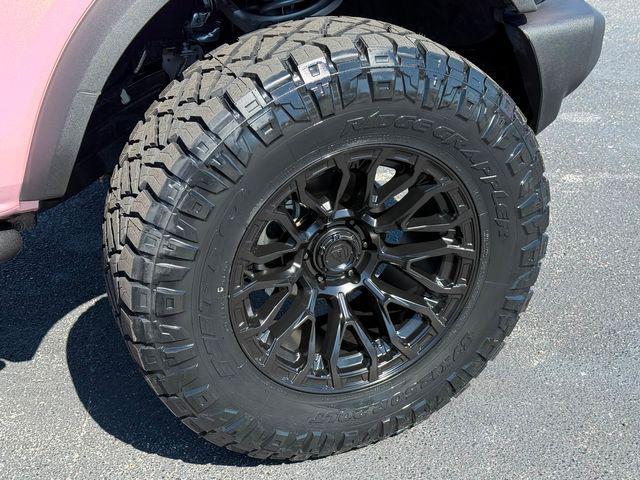 used 2025 Ford Bronco car, priced at $68,890