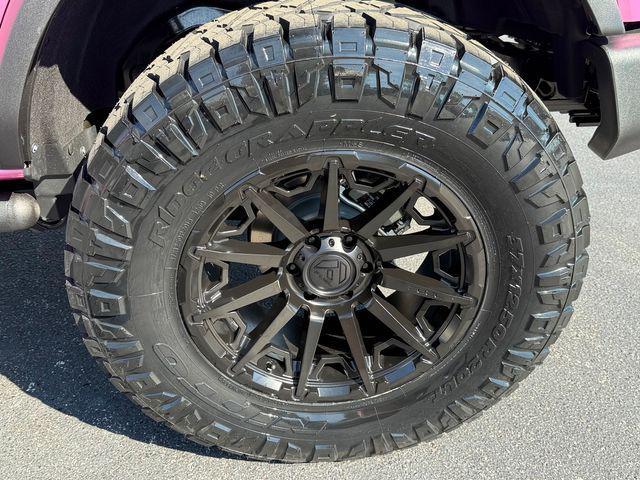 used 2025 Ford Bronco car, priced at $73,890