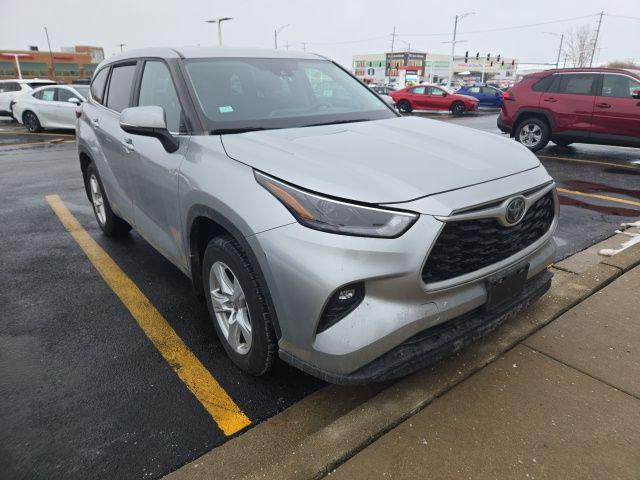 used 2023 Toyota Highlander car, priced at $28,491