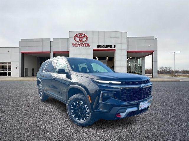 used 2025 Chevrolet Traverse car, priced at $47,992