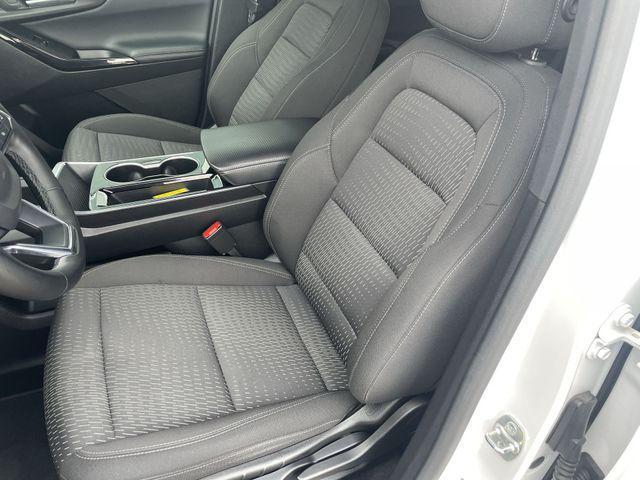 used 2025 Chevrolet Equinox car, priced at $25,268