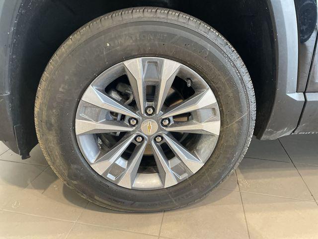 used 2025 Chevrolet Equinox car, priced at $24,370