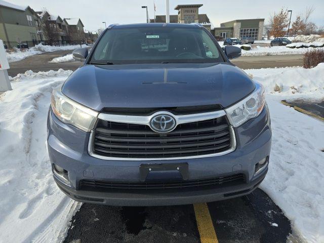 used 2015 Toyota Highlander car, priced at $16,991