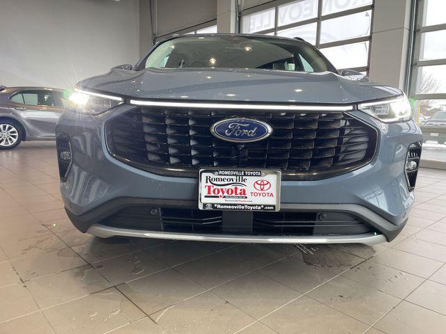 used 2023 Ford Escape car, priced at $26,491