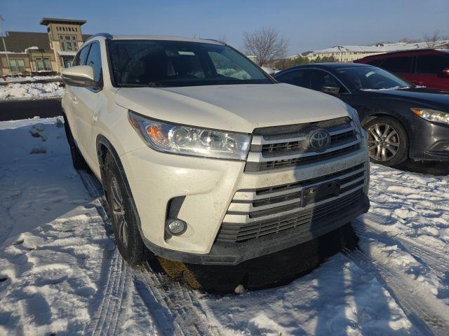 used 2019 Toyota Highlander car, priced at $17,991