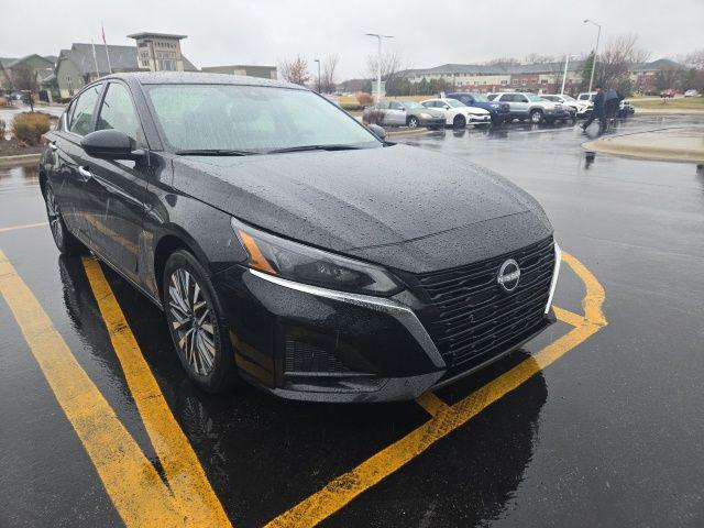 used 2025 Nissan Altima car, priced at $20,491