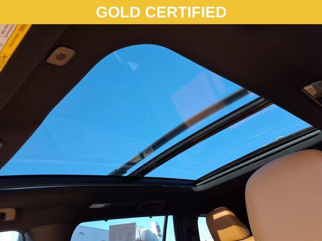 used 2025 Toyota Highlander car, priced at $54,491