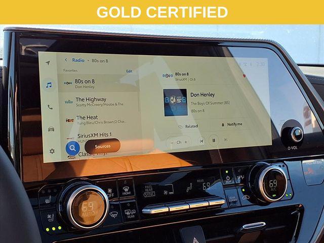 used 2025 Toyota Highlander car, priced at $54,491