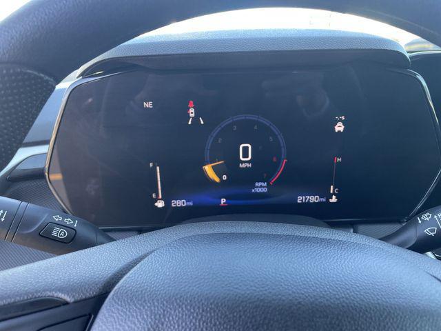 used 2025 Chevrolet TrailBlazer car, priced at $22,991