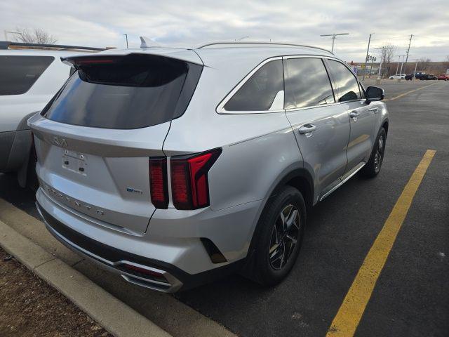 used 2022 Kia Sorento Hybrid car, priced at $25,491