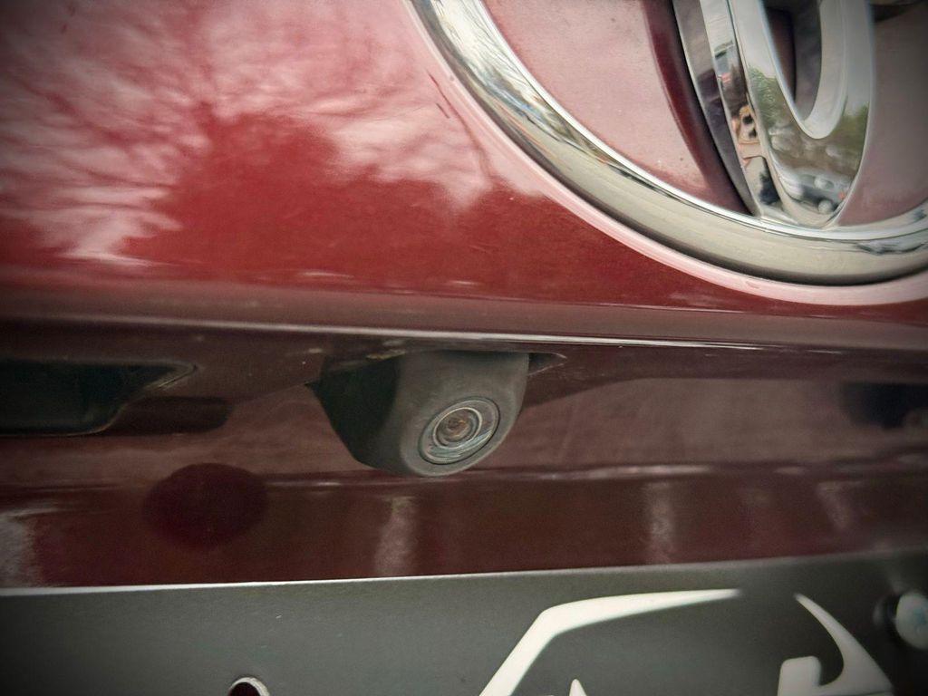 used 2018 Toyota Highlander car, priced at $20,052