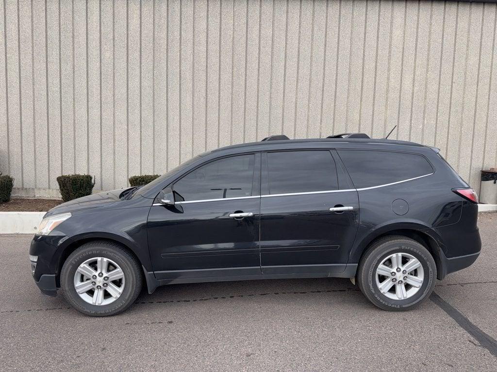 used 2014 Chevrolet Traverse car, priced at $8,500