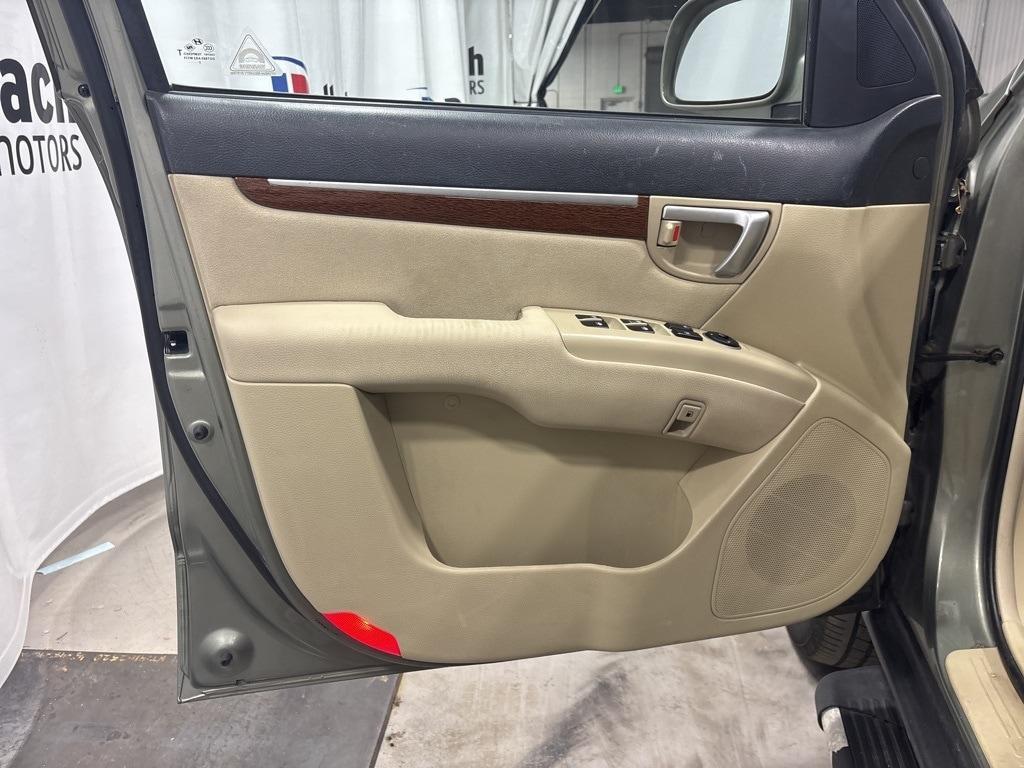 used 2009 Hyundai Santa Fe car, priced at $4,950