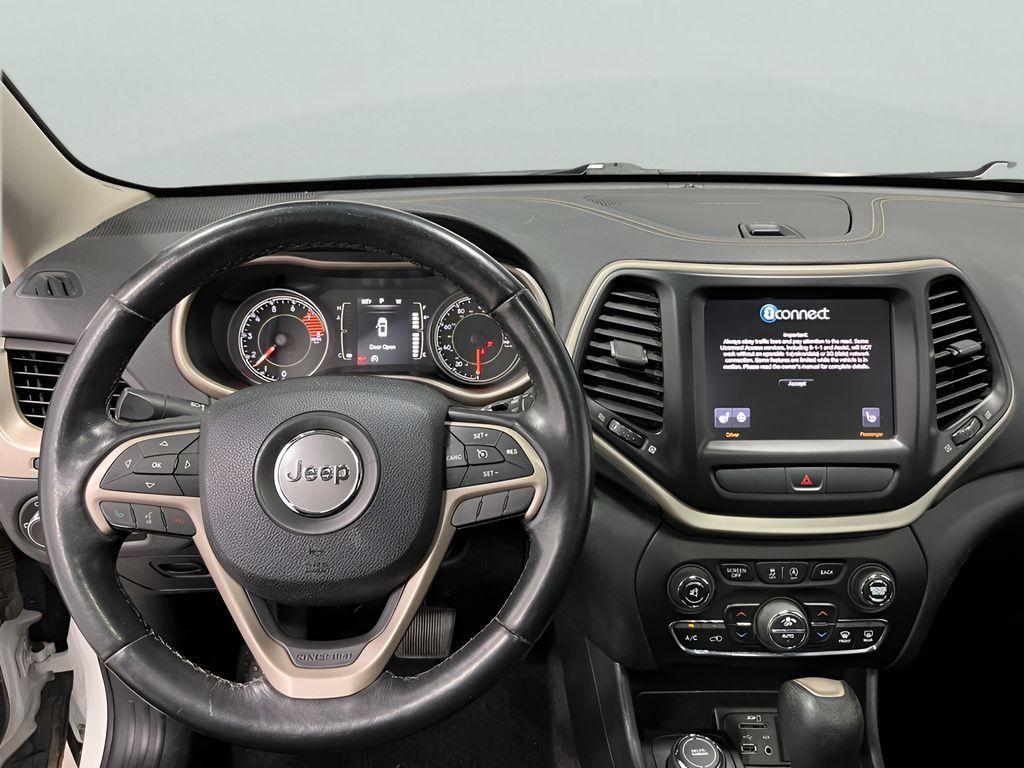 used 2016 Jeep Cherokee car, priced at $10,880