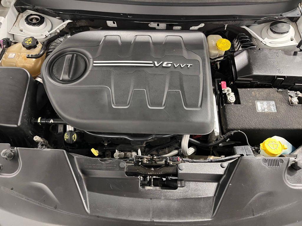 used 2016 Jeep Cherokee car, priced at $10,880