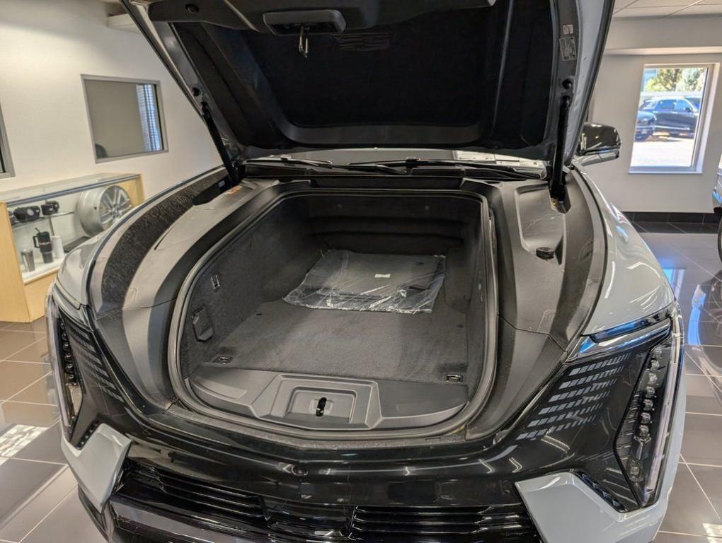 new 2026 Cadillac Escalade IQL car